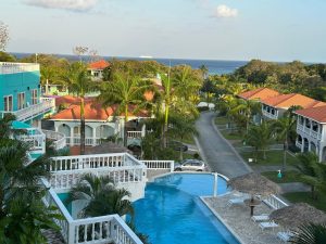 Roatan real estate