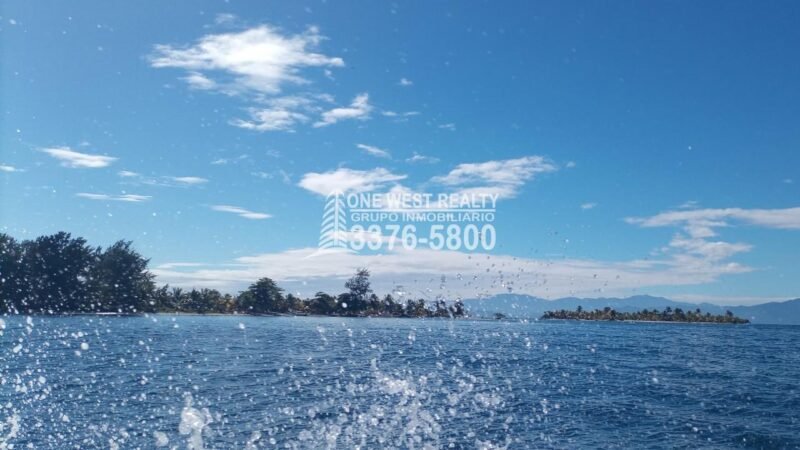 3.6 Acres of Prime Land for Sale in Cayos Cochinos, Islas de la Bahia