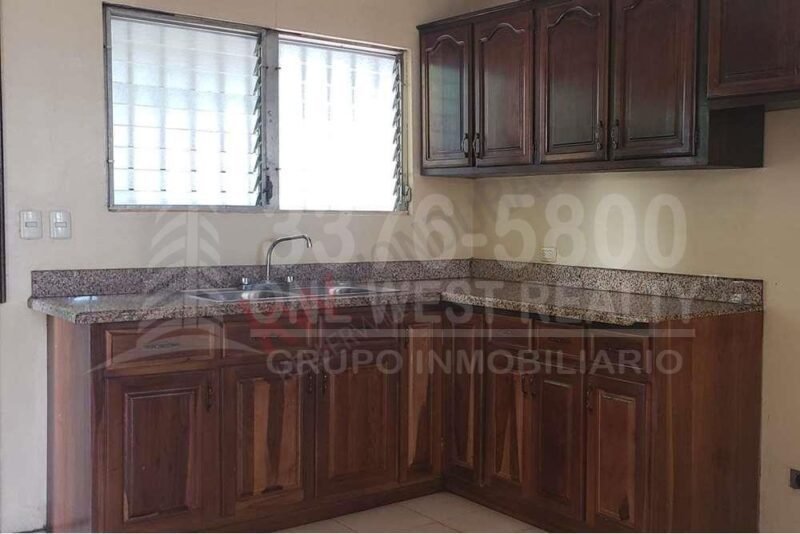 Spacious Home for Rent in San Pedro Sula, Colonia Altiplano – 3 Bedrooms, 250 m²