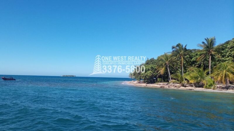 3.6 Acres of Prime Land for Sale in Cayos Cochinos, Islas de la Bahia