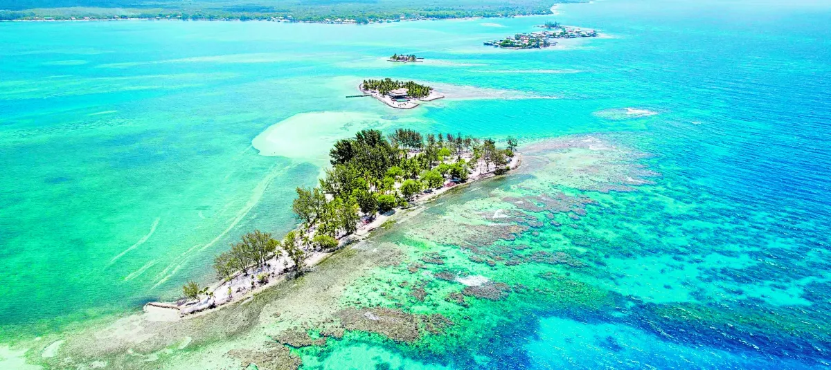 Waterfront scenery in the Utila Cays Honduras